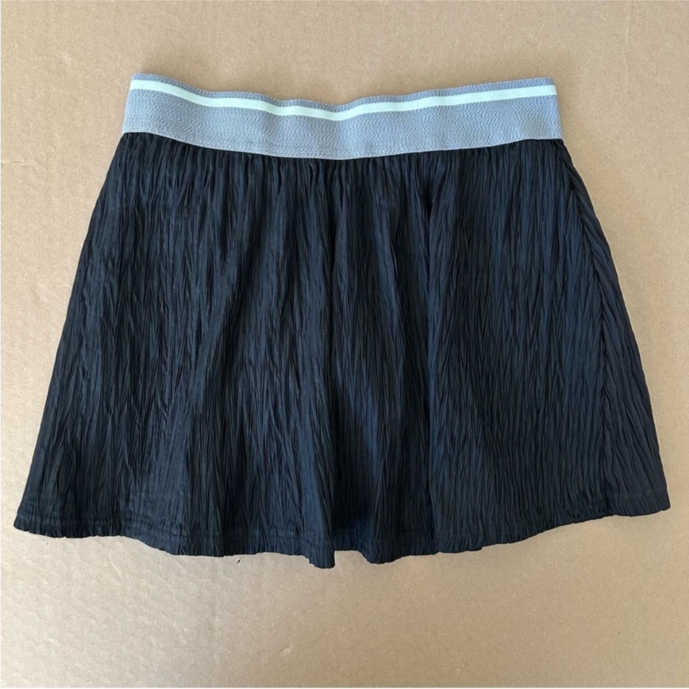 Adidas MATCHCODE Tennis Skirt Attached Shorts Golf
Pickleball tennis M - Picture 3 of 6